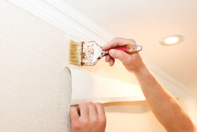 Pose de papier peint à Bissezeele — revêtements muraux et toiles de verre